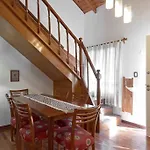 Lindisimo Y Tradicional Duplex En Complejo Privado