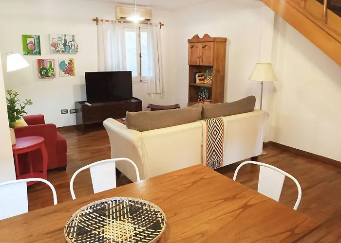 Lindisimo Y Tradicional Duplex En Complejo Privado