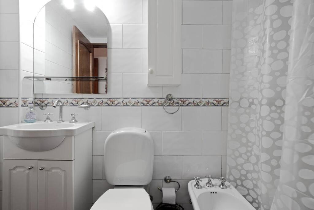 Lindisimo Y Tradicional Duplex En Complejo Privado Apartment Mendoza